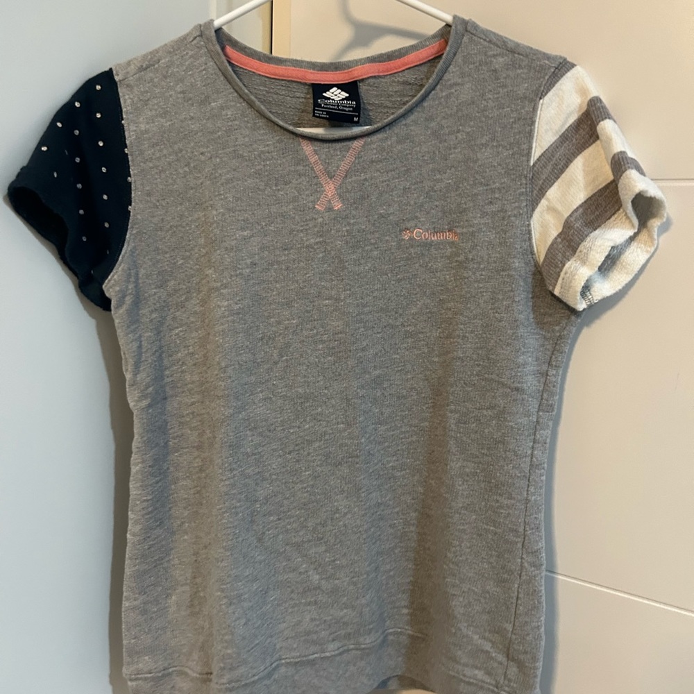 Columbia T-shirt
